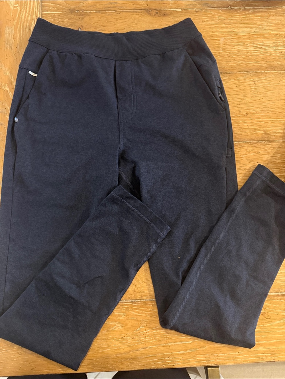 Vuori Men's Dark Navy Slim Fit Joggers